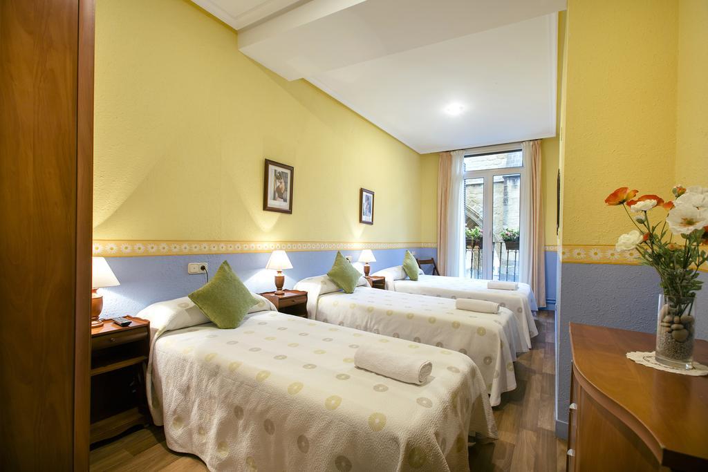 Pension Ibai San Sebastian Exterior photo