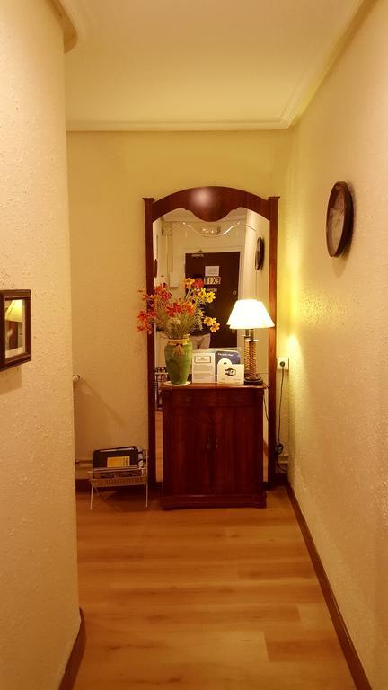 Pension Ibai San Sebastian Exterior photo